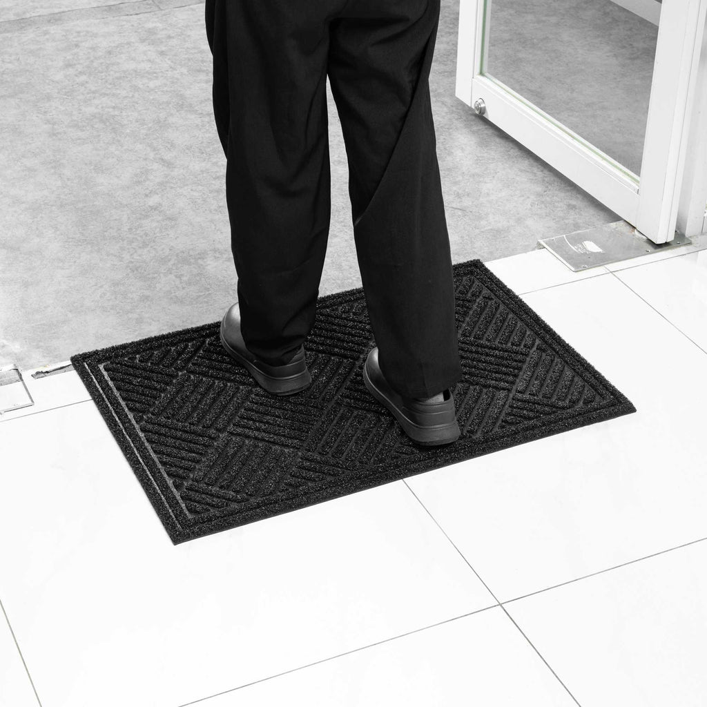 Comfy Feet Black Heavy-Duty Outdoor Floor Mat - Diamond - 36" x 24" - 1 count box