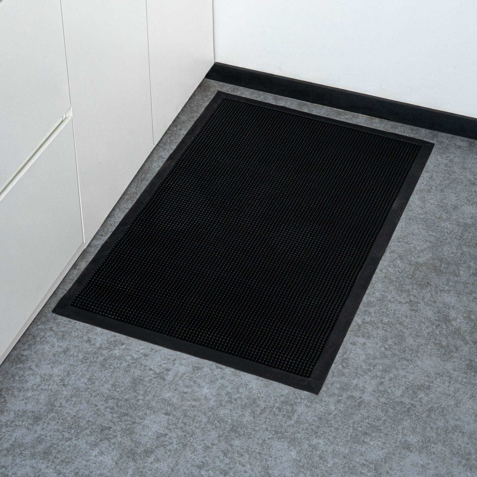 Comfy Feet Black Rubber Floor Mat - Non-Slip - 36" x 24" - 1 count box