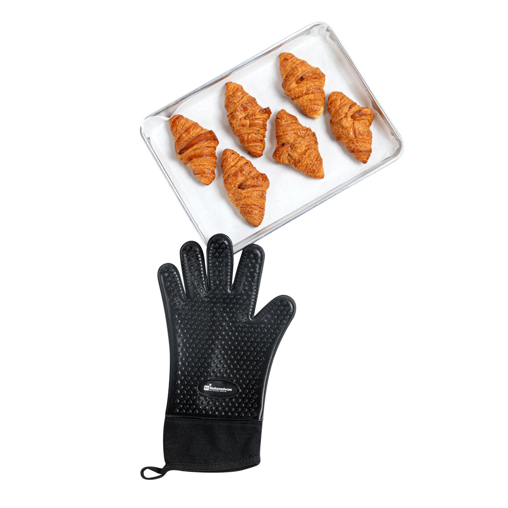 Comfy Grip Black Silicone Oven Mitt - Heat-Resistant, Cotton Lining - 13" x 7 1/2" x 1/2" - 1 count box