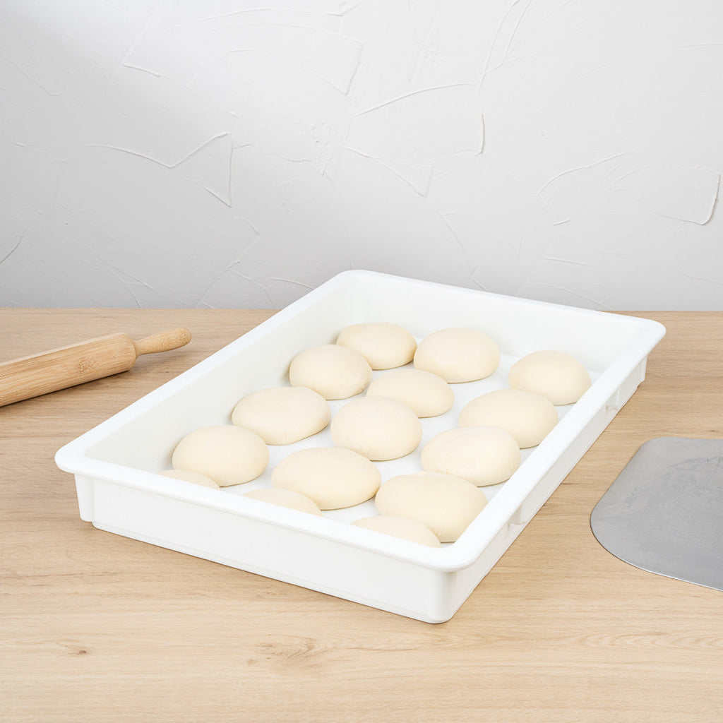 Pizzaly White Plastic Pizza Dough Proofing Box - 26" x 18" x 3" - 1 count box