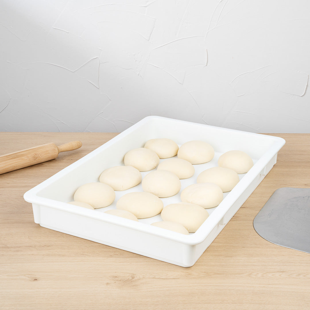 Pizzaly White Plastic Pizza Dough Proofing Box - 26" x 18" x 3" - 1 count box