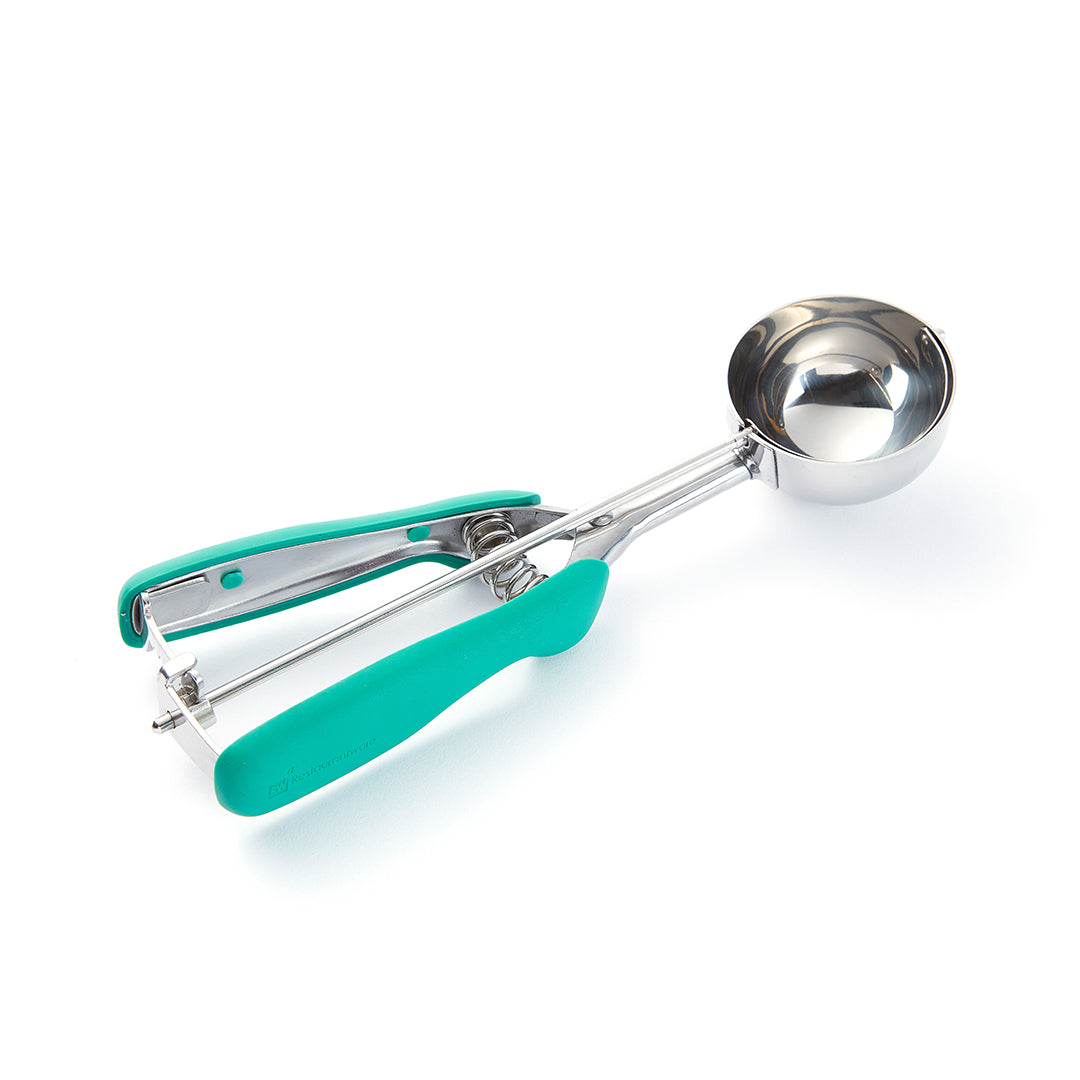 Comfy Grip 2.5 oz Stainless Steel #12 Ice Cream Scoop - with Green Handle - 1 count box