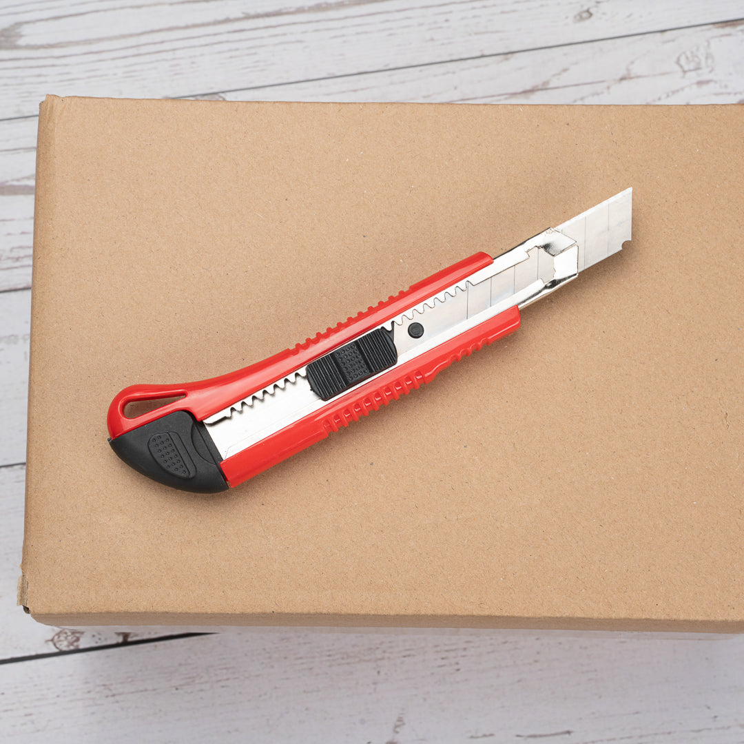 Handy Tek Red Snap Off Blade Knife - Anti-Slip Handle - 5 1/4" - 4 count box