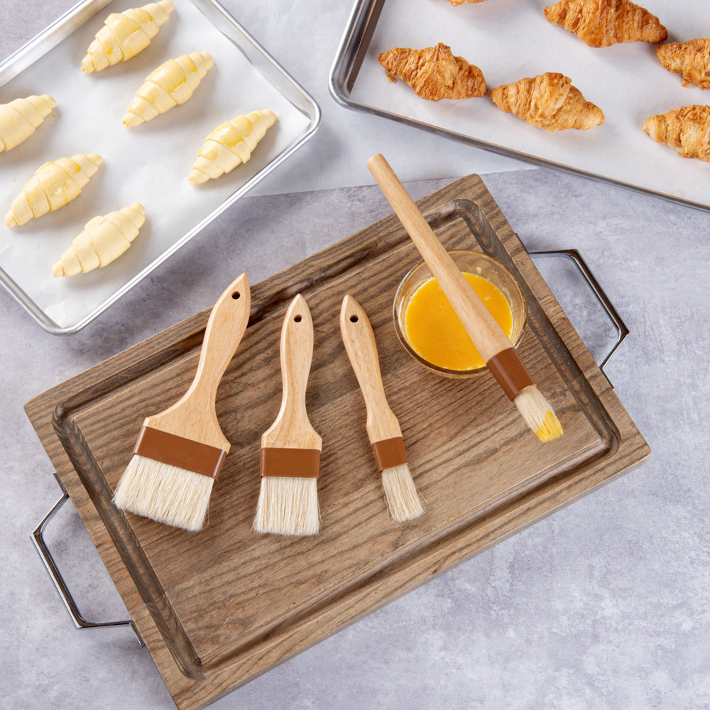 Pastry Tek Natural Wood Pastry / Basting Brush 4-Piece Set - with Boar Bristles - 1 count box