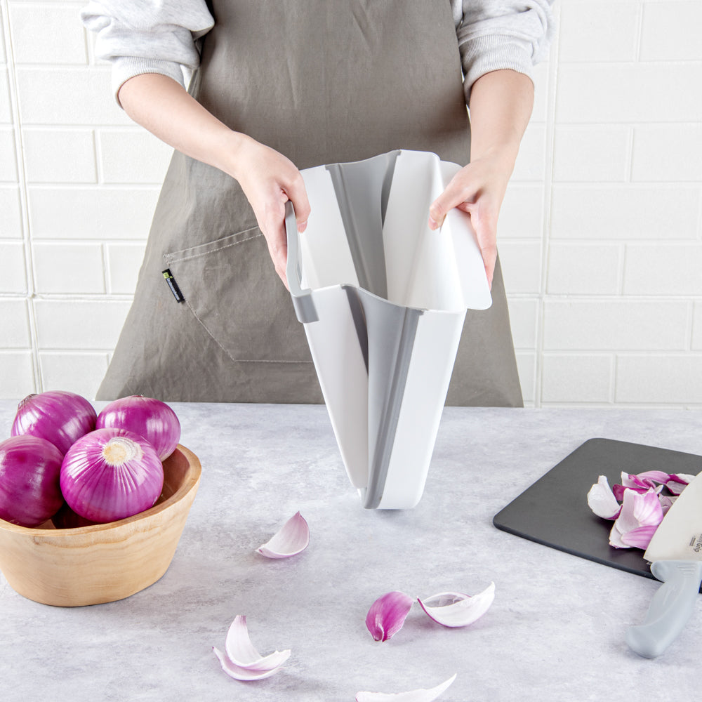 Chef 101 Gray Collapsible Large Trash Can - 11 1/2" x 10" x 7" - 1 count box
