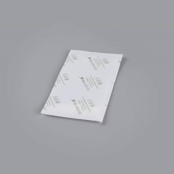 Delivery Tek Plastic Shipping Ice Pack - 7 3/4" x 3 3/4" - 100 count box