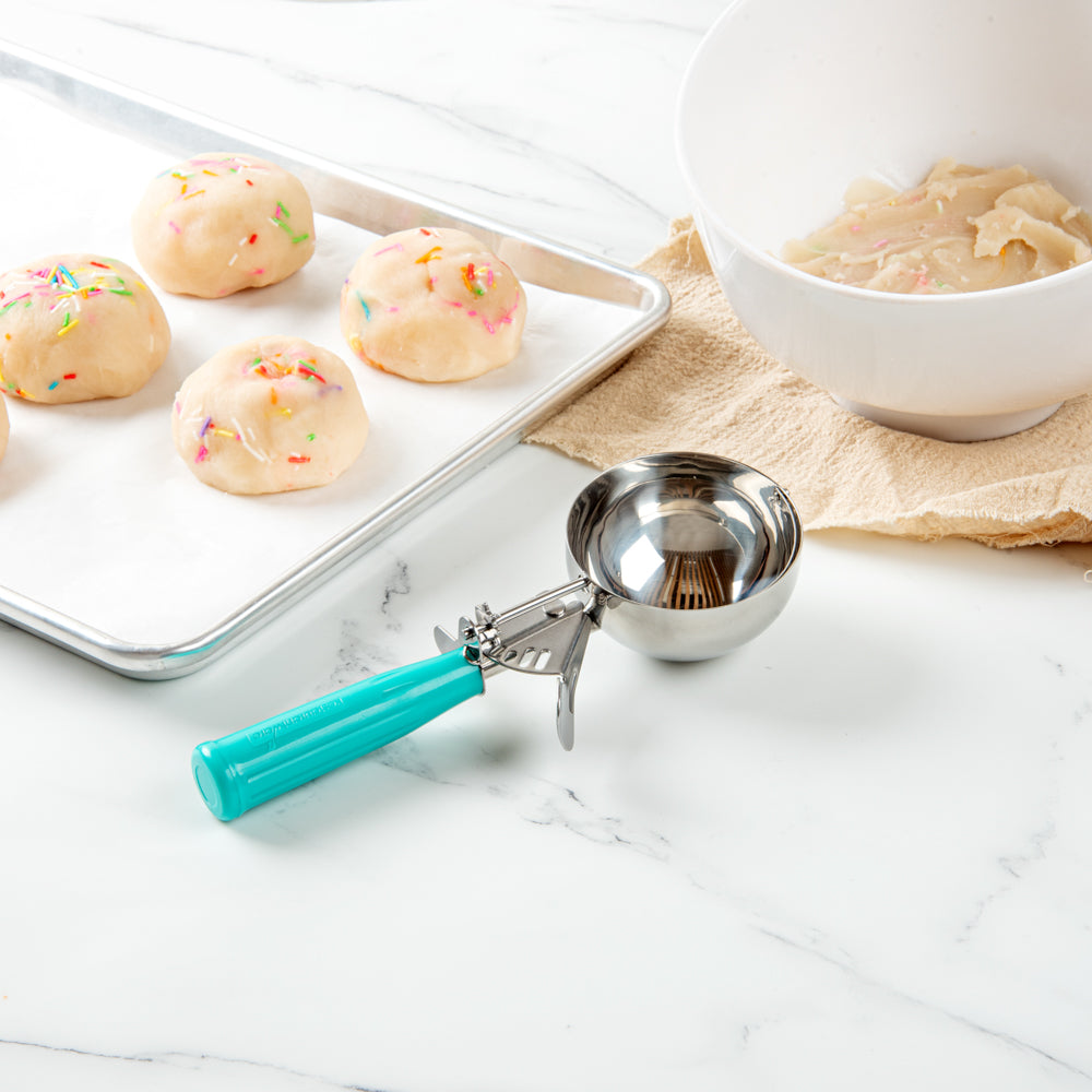 Met Lux 6.5 oz Stainless Steel #5 Portion Scoop - with Teal Handle - 1 count box