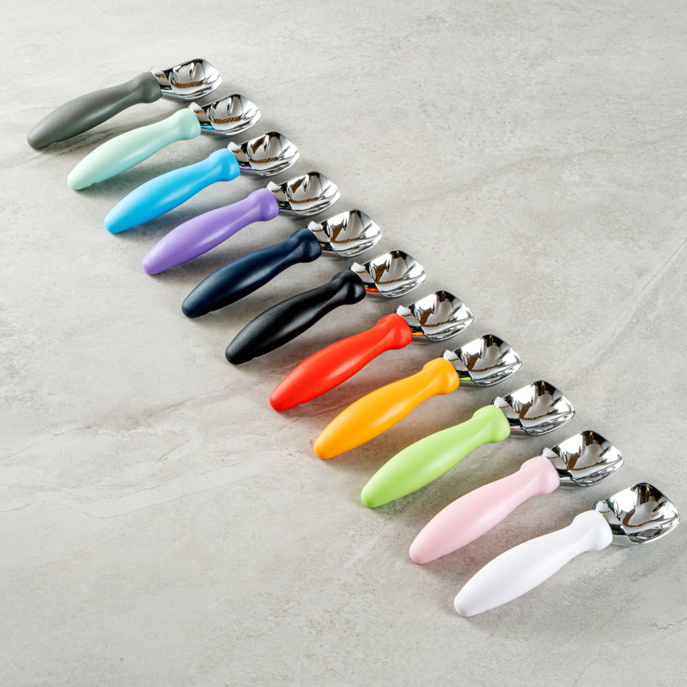 Comfy Grip Black Metal Ice Cream Scoop - 7 3/4" x 2" x 1 3/4" - 1 count box