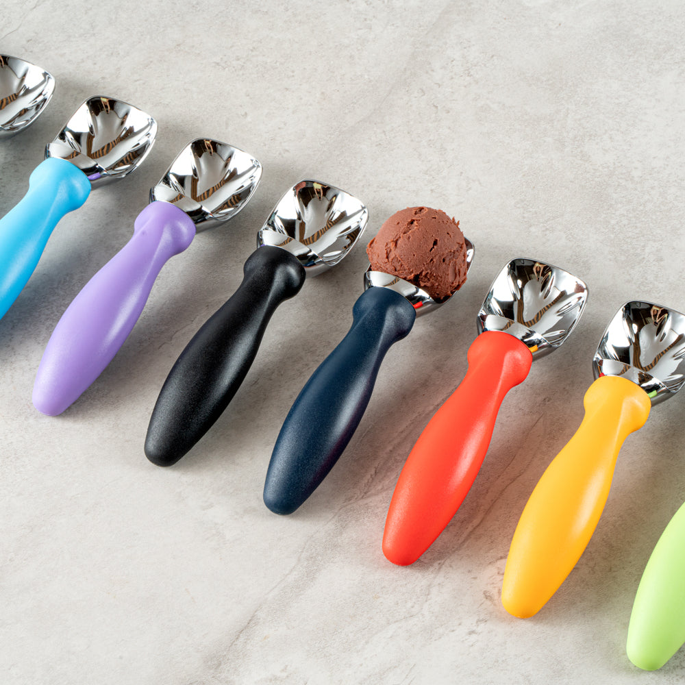Comfy Grip Navy Blue Metal Ice Cream Scoop - 7 3/4" x 2" x 1 3/4" - 1 count box
