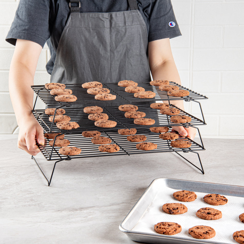 Met Lux Black Iron Stackable Cooling Rack Set - 3 Tier - 15 3/4" x 9 3/4" x 8 1/4" - 1 count box