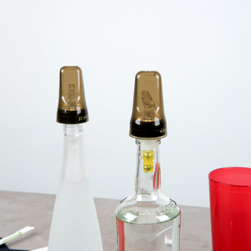 Bar Lux Translucent Plastic Liquor Pourer Cover - Universal - 1 3/4" x 1 3/4" x 3" - 100 count box