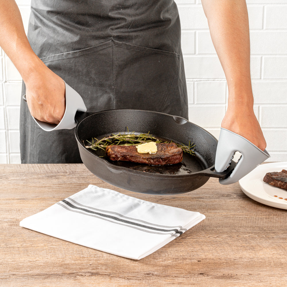 Comfy Grip Gray Silicone 2-Piece Mini Pot Holder Mitt Set - Heat-Resistant - 4 1/4" x 3 1/2" x 4 1/4" - 1 count box