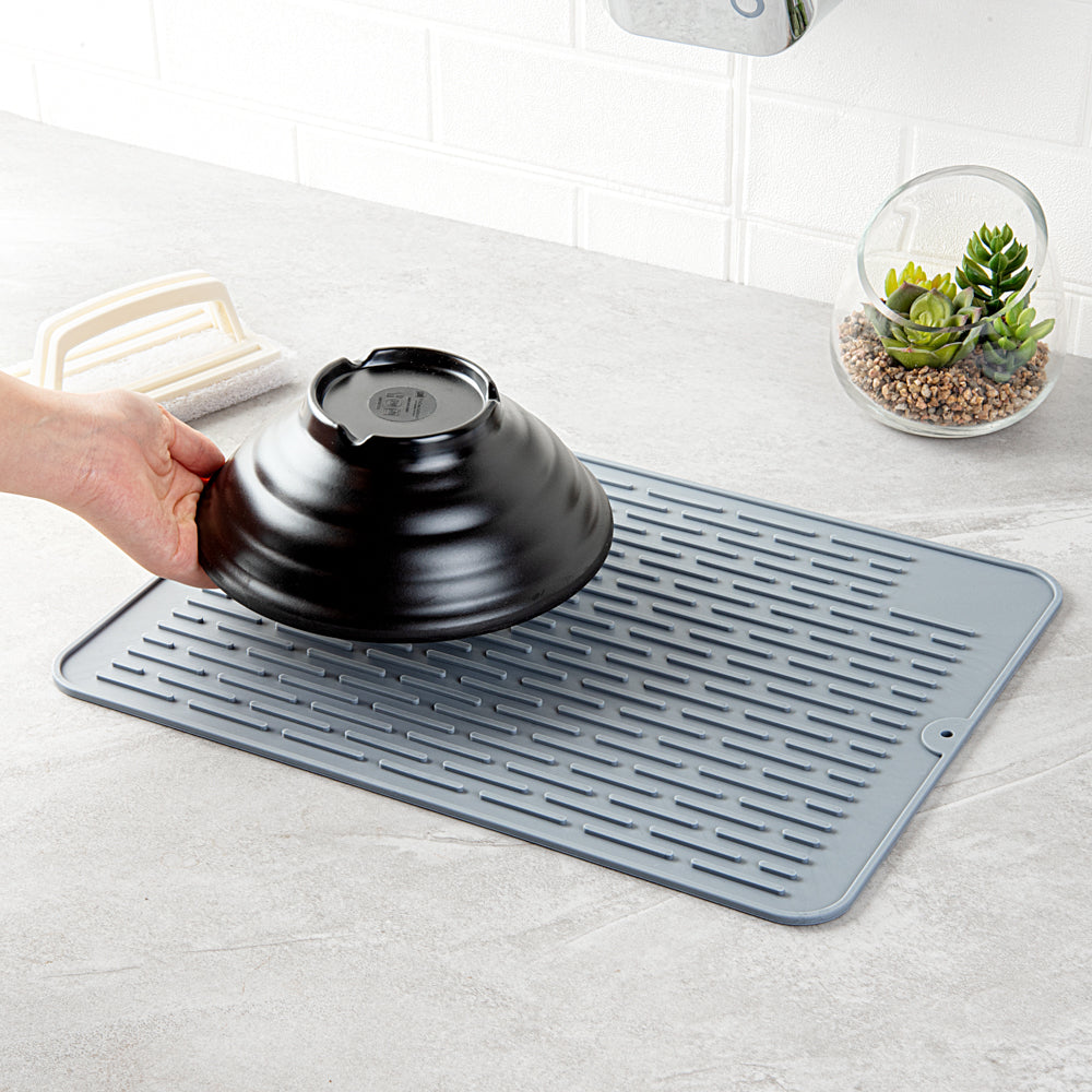 Comfy Grip Rectangle Gray Silicone Dish Drying Mat - 15 3/4" x 11 3/4" - 1 count box