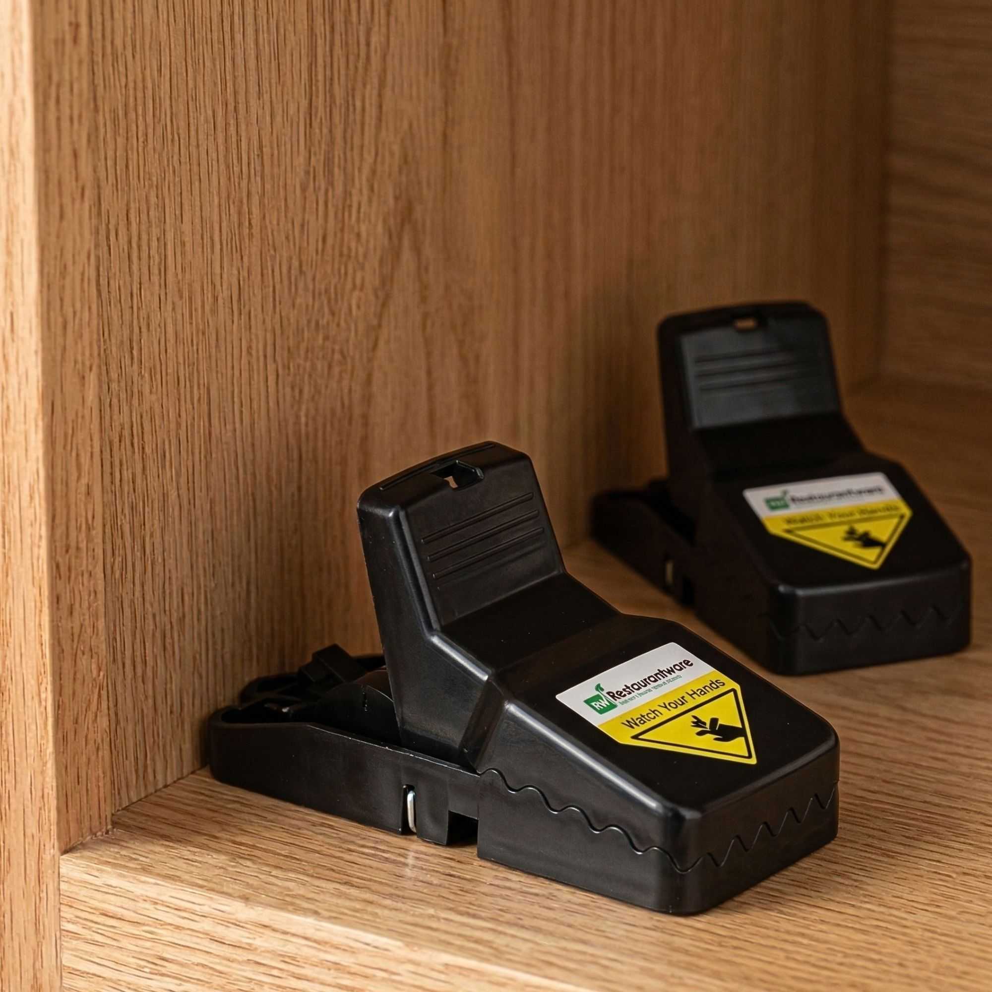 Pest Tek Black Plastic Mouse Trap - Interlocking Teeth, Reusable - 4 1/2" x 2" x 2 1/4" - 2 count box
