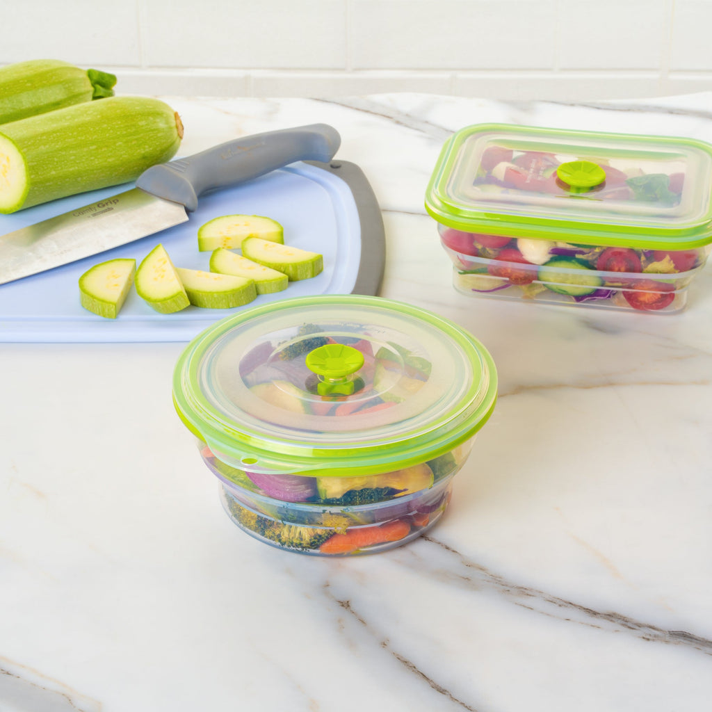 Fresh Hero 31 oz Green Silicone Airtight Food Storage Container - with Vented Lid, Collapsible - 7" x 7" x 3" - 1 count box