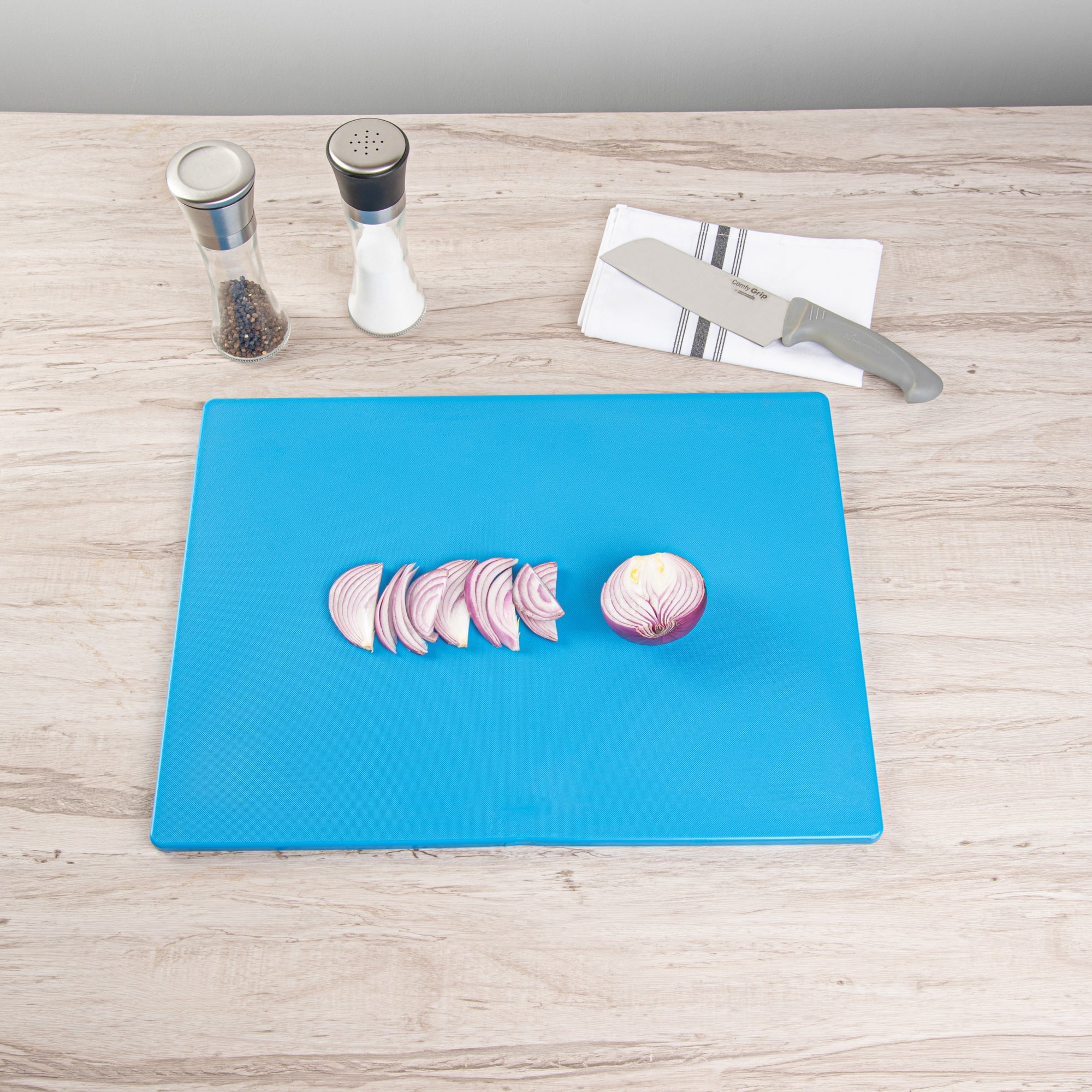 Chef 101 Blue Plastic Cutting Board - 20" x 15" - 1 count box