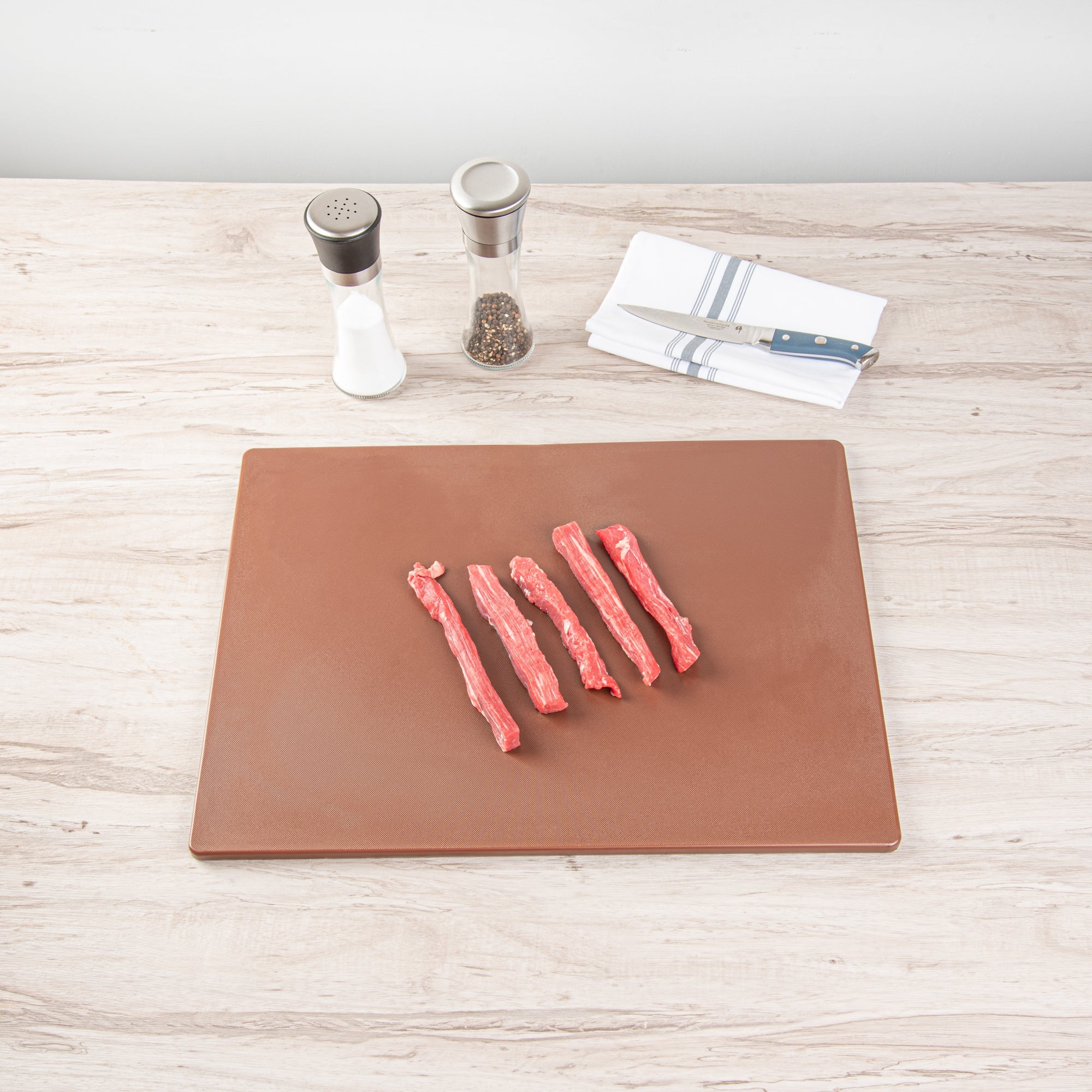 Chef 101 Brown Plastic Cutting Board - 20" x 15" - 10 count box