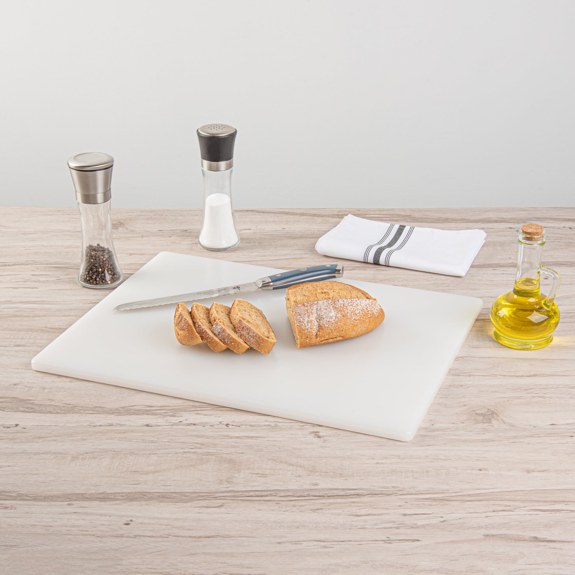 Chef 101 White Plastic Cutting Board - 20" x 15" x 1/2" - 1 count box