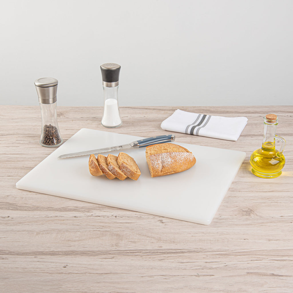 Chef 101 White Plastic Cutting Board - 20" x 15" x 1/2" - 10 count box