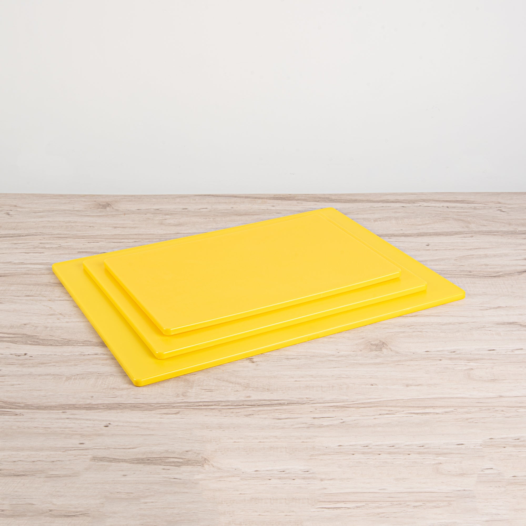 Chef 101 Yellow Plastic Cutting Board - 24" x 18" - 1 count box