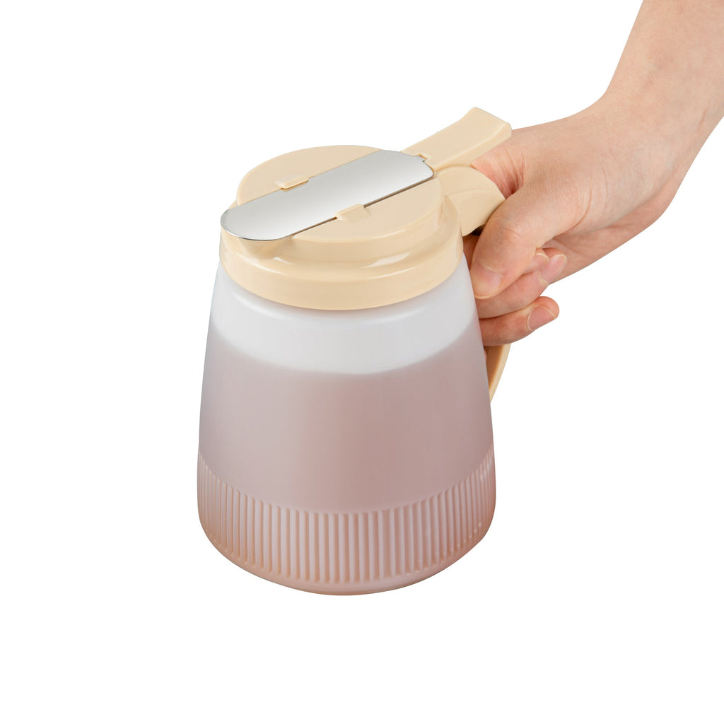 Chef 101 32 oz Beige Plastic All Purpose / Syrup Dispenser - 5 1/2" x 4 1/2" x 5 3/4" - 10 count box