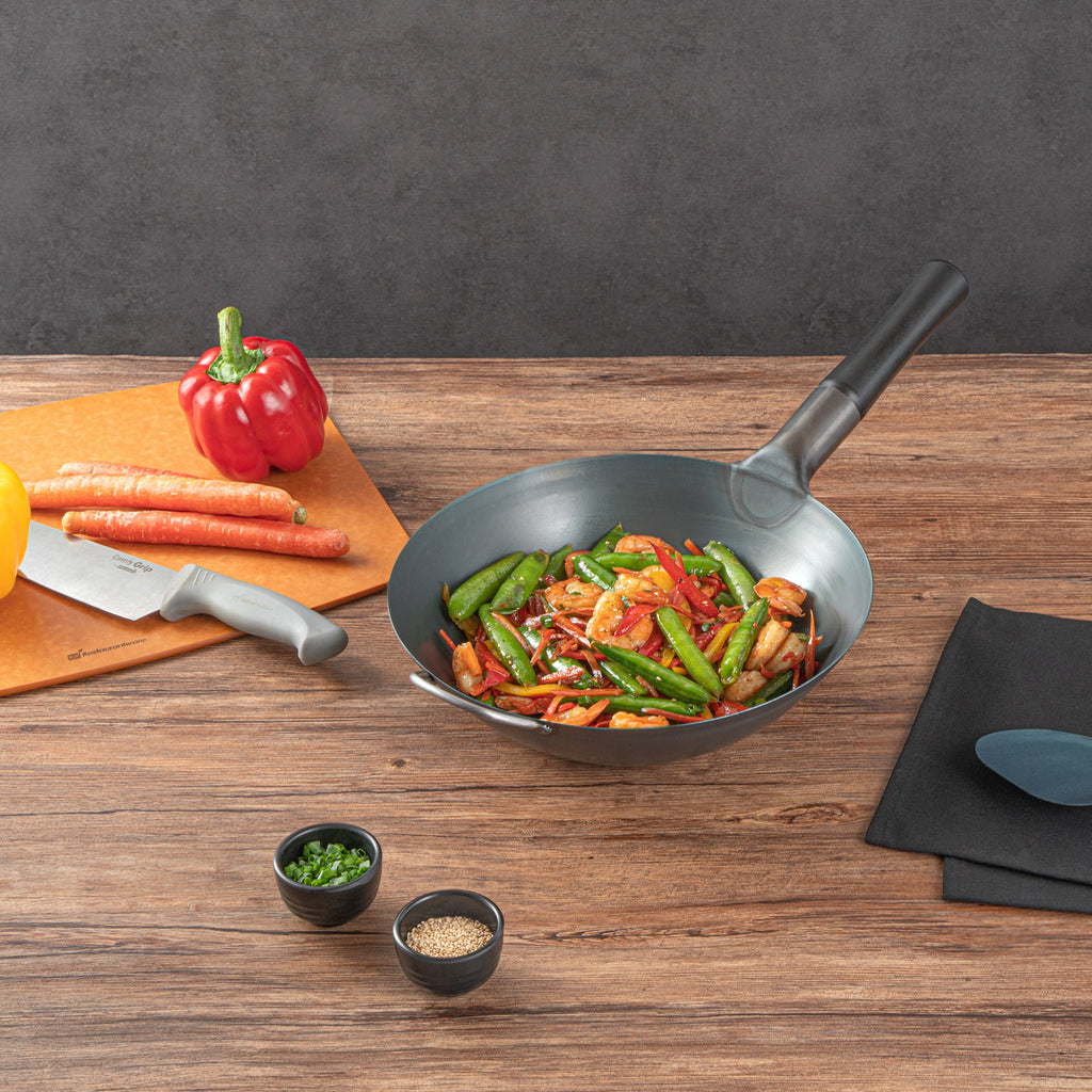 Motomori 12" Black Carbon Steel Flat Bottom Wok / Stir Fry Pan - Pre-seasoned, with Wooden Handle - 10 count box