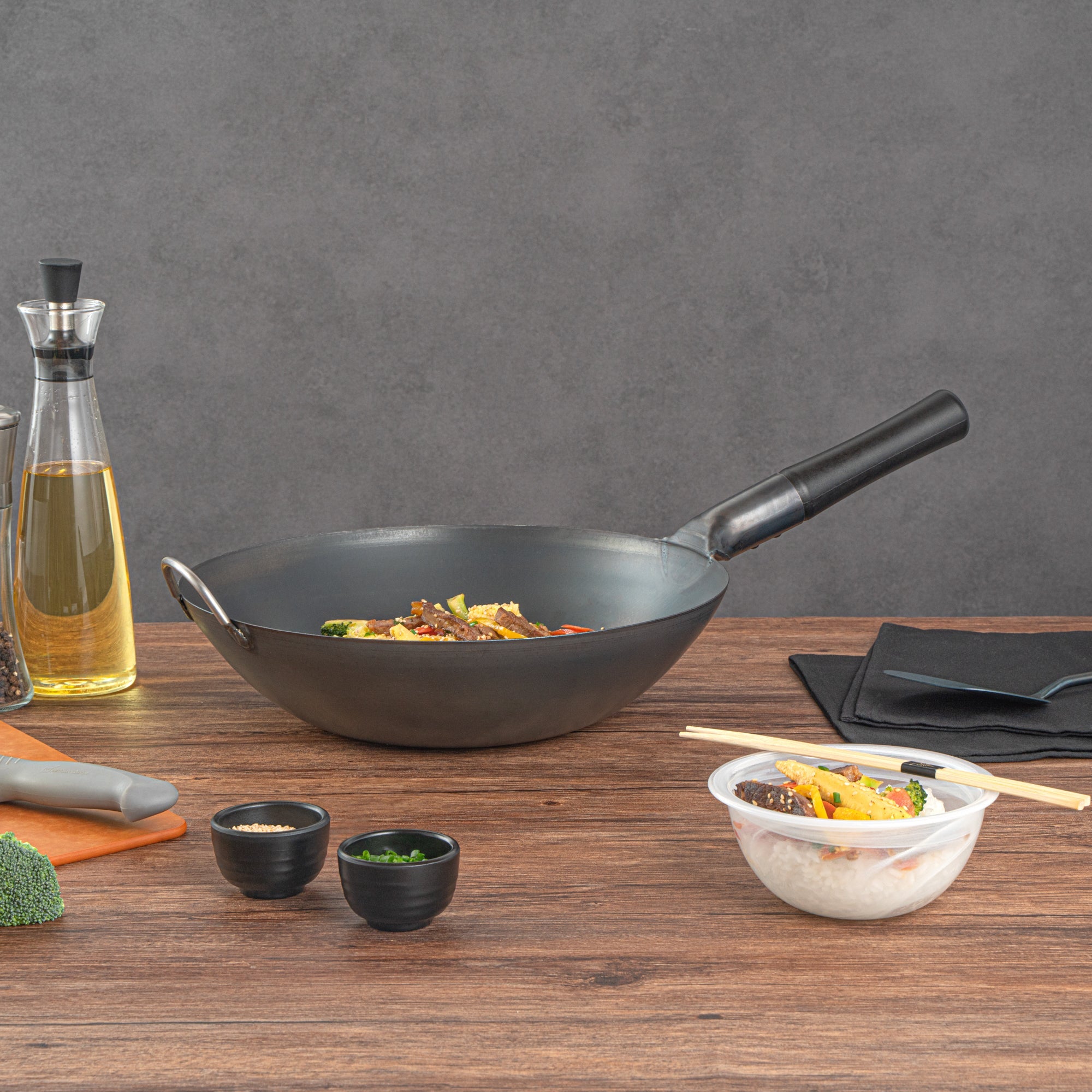 Motomori 14" Black Carbon Steel Flat Bottom Wok / Stir Fry Pan - Pre-seasoned, with Wooden Handle - 1 count box