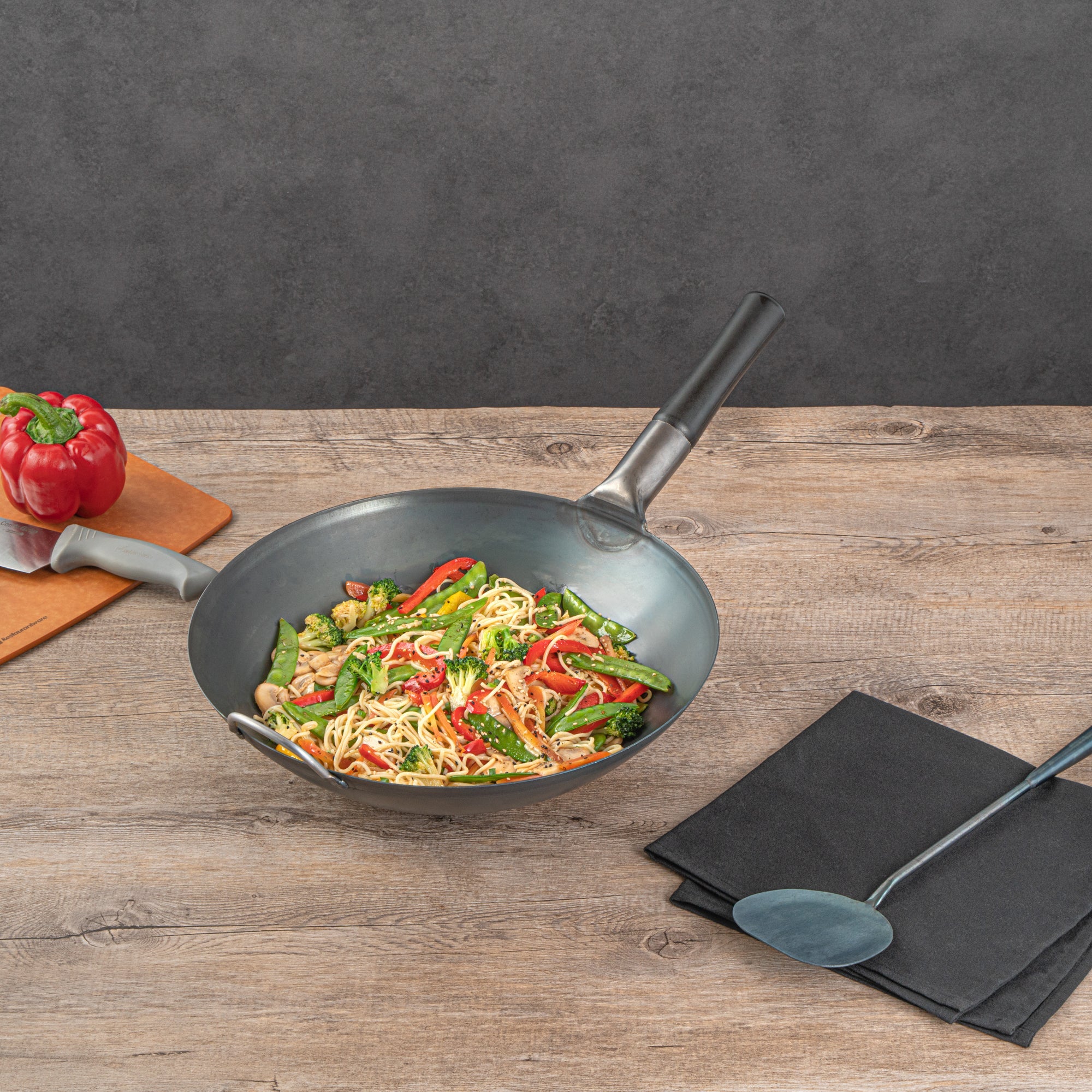 Motomori 14" Black Carbon Steel Round Bottom Wok / Stir Fry Pan - Pre-seasoned, with Wooden Handle - 10 count box