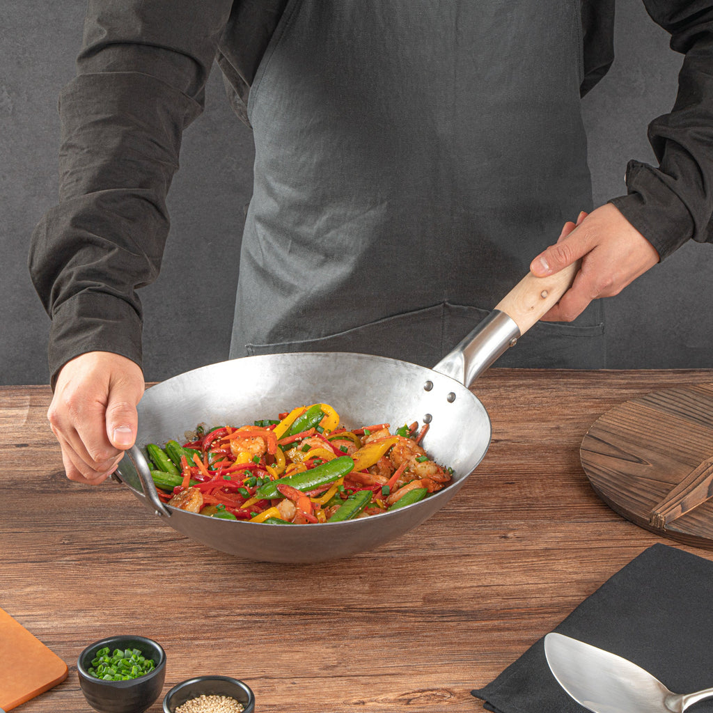 Motomori 12" Carbon Steel Round Bottom Wok / Stir Fry Pan - Hand Hammered, with Wooden Handle - 1 count box