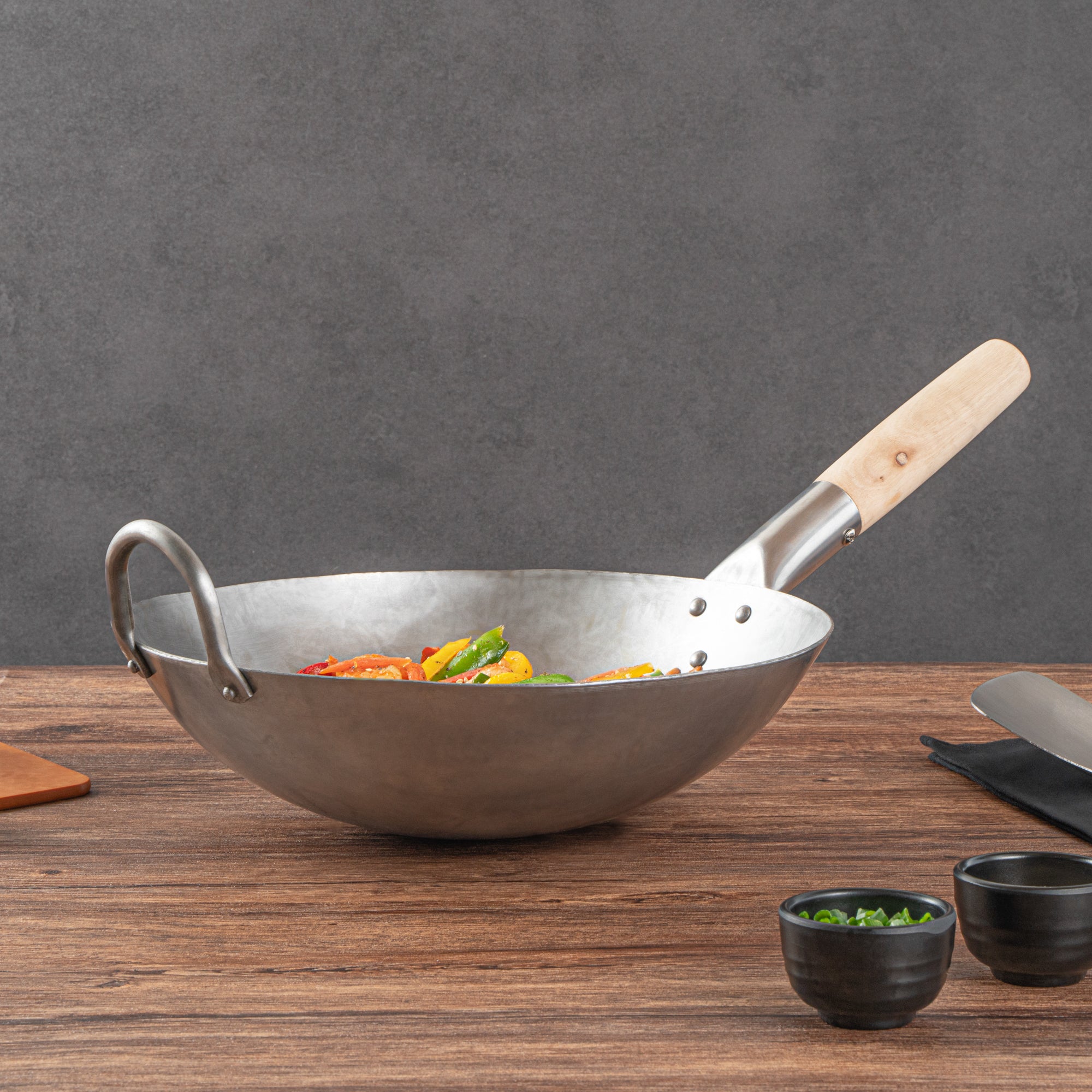 Motomori 12" Carbon Steel Round Bottom Wok / Stir Fry Pan - Hand Hammered, with Wooden Handle - 1 count box