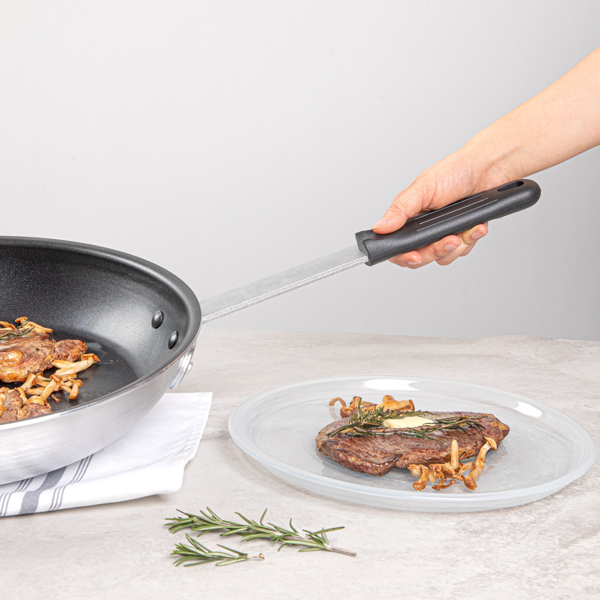 Met Lux Black Silicone Removable Pan Handle Sleeve - For 14" Aluminum Pans - 6 1/4" - 1 count box