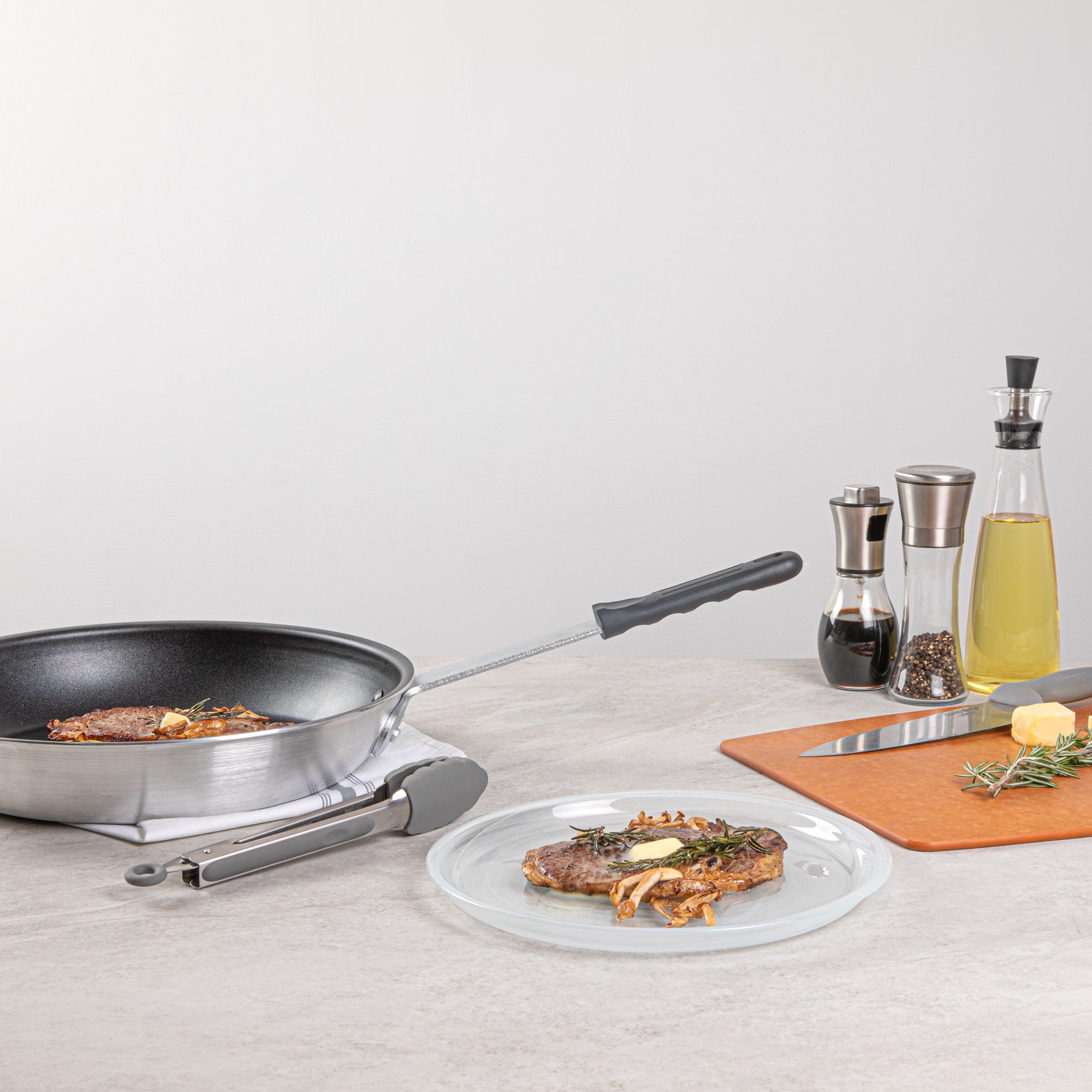 Met Lux Black Silicone Removable Pan Handle Sleeve - For 14" Aluminum Pans - 6 1/4" - 1 count box