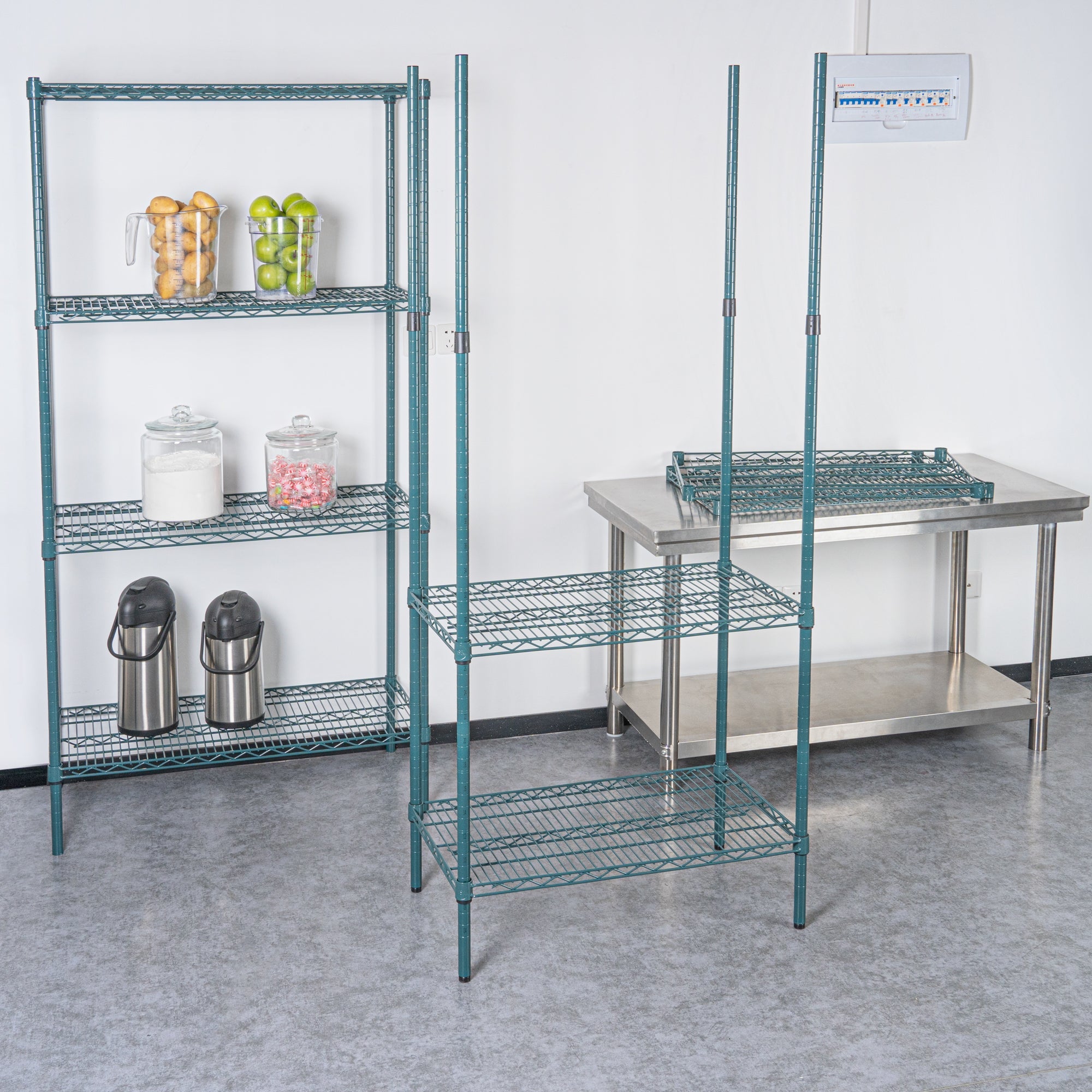 Chef 101 74" NSF Green Epoxy Stationary Shelving Post - with Leveling Foot, Corrosion-Resistant - 4 count box