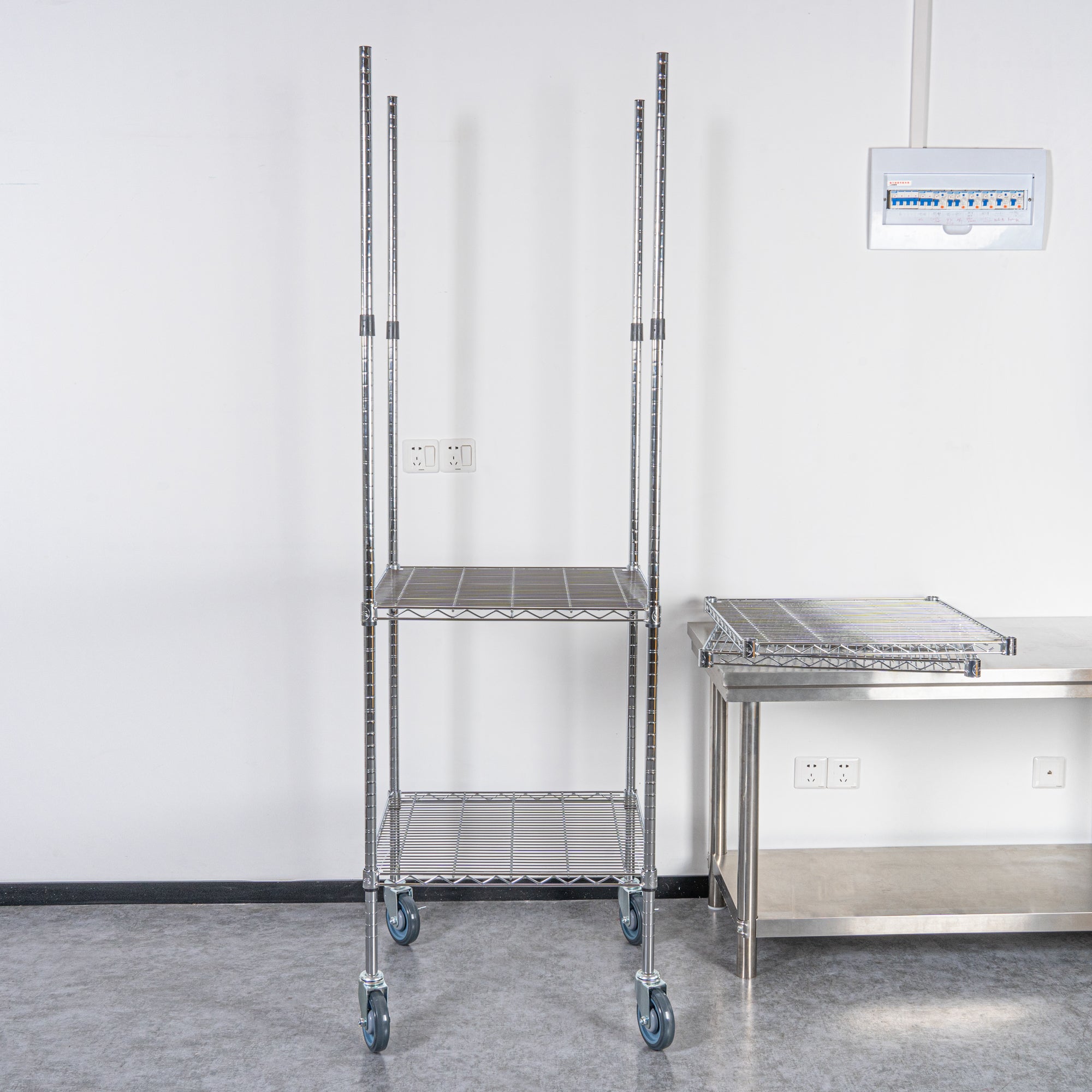 Chef 101 74" NSF Chrome Mobile Shelving Post - 4 count box