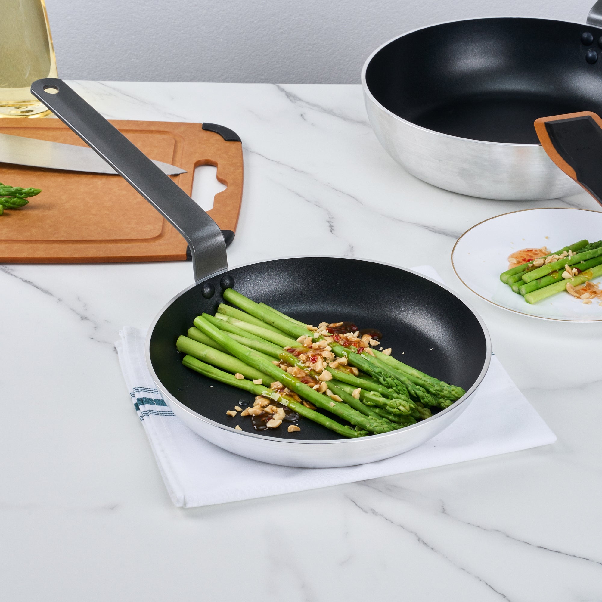 Met Lux Aluminum 10" Fry Pan - Non-Stick, Induction Ready, Heavy Duty - 1 count box