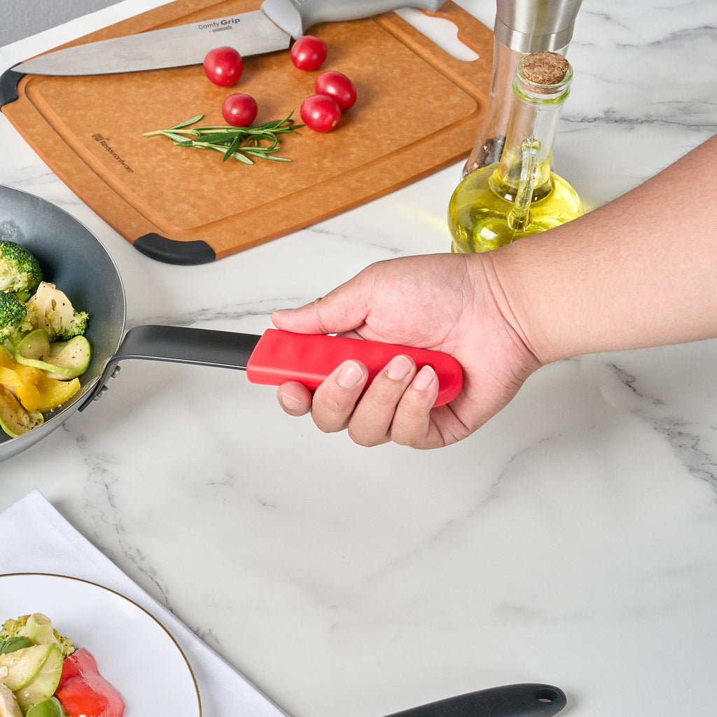 Met Lux Red Silicone Removable Pan Handle Sleeve - 4 3/4'' - 1 count box