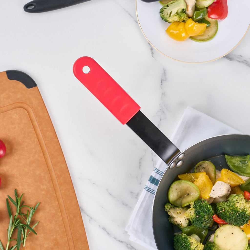 Met Lux Red Silicone Removable Pan Handle Sleeve - 4 3/4'' - 1 count box