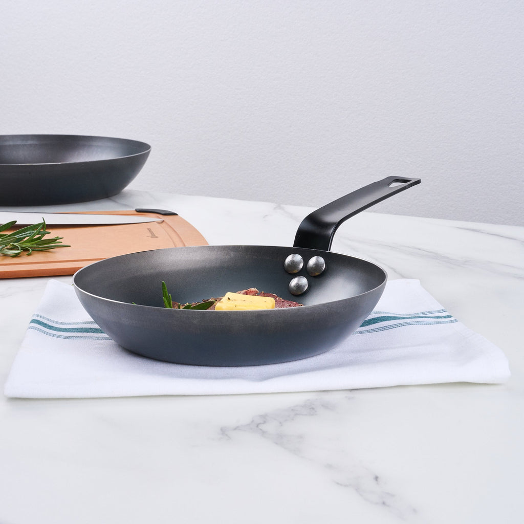 Met Lux Black Carbon Steel 8" Fry Pan - 6 count box