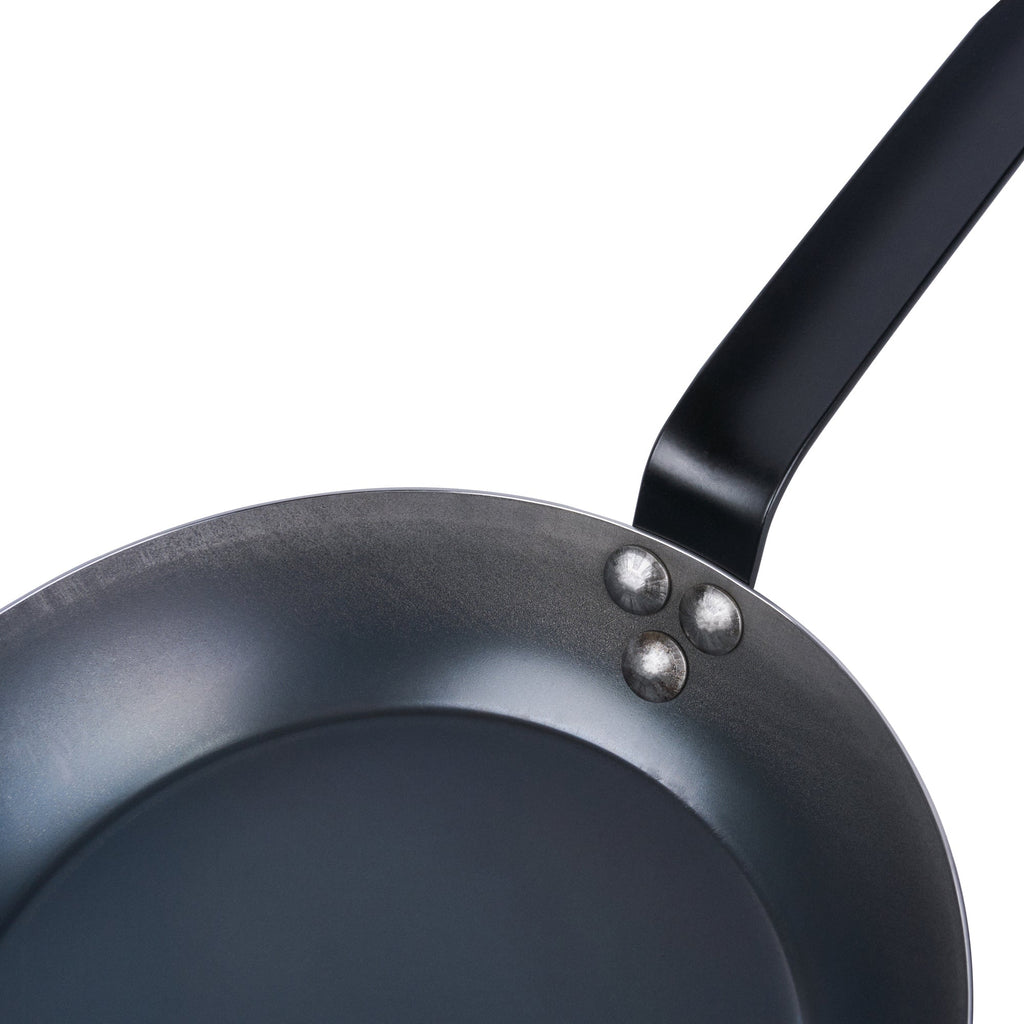 Met Lux Black Carbon Steel 9" Fry Pan - 1 count box