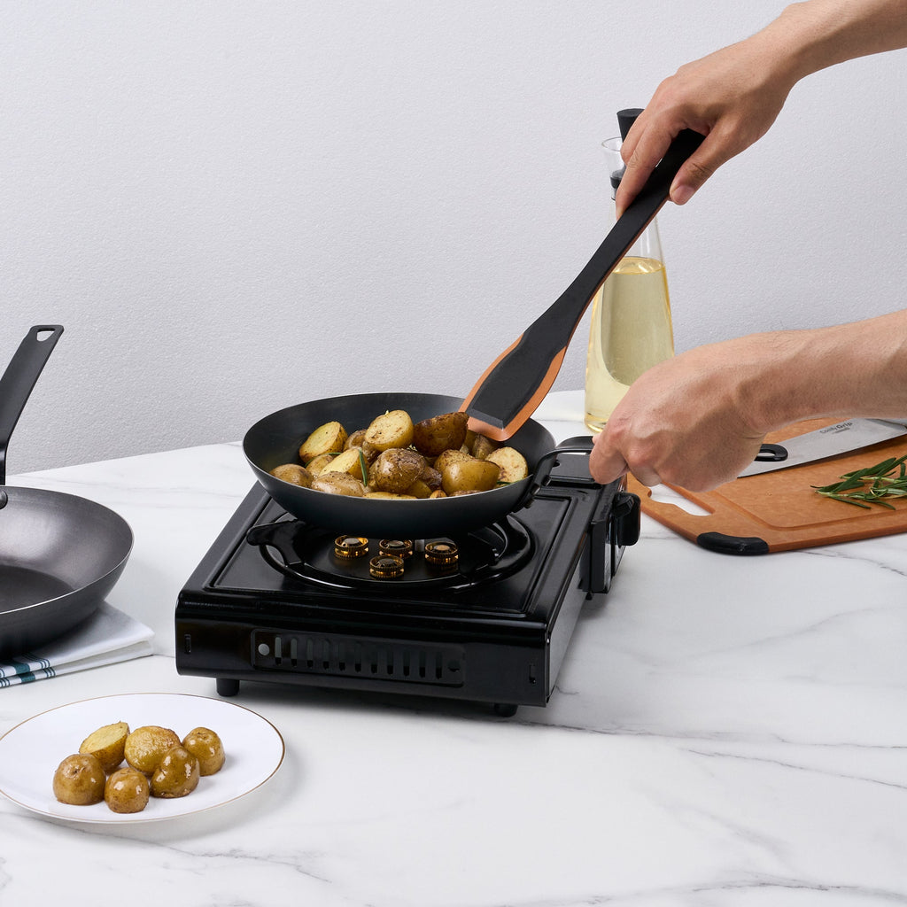 Met Lux Black Carbon Steel 9" Fry Pan - 6 count box
