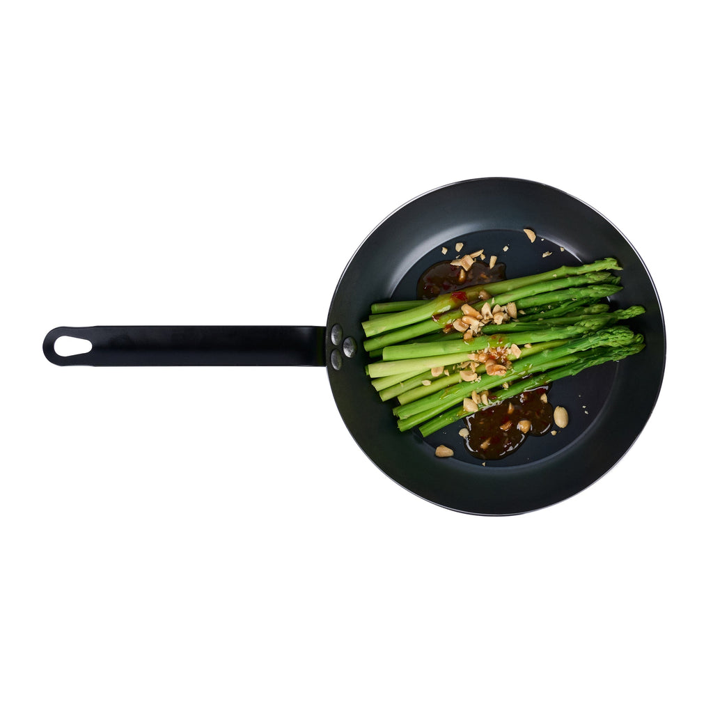 Met Lux Black Carbon Steel 9 1/2" Fry Pan - 6 count box