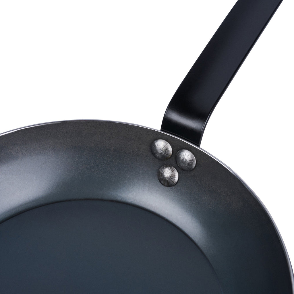 Met Lux Black Carbon Steel 9 1/2" Fry Pan - 6 count box