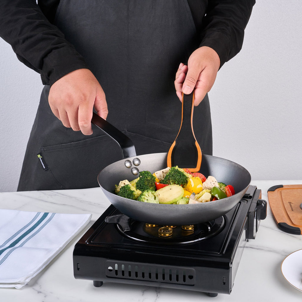 Met Lux Black Carbon Steel 10" Fry Pan - 6 count box