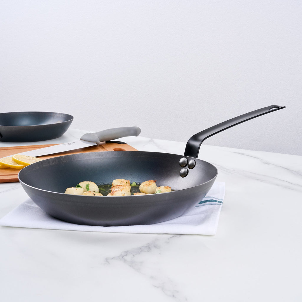 Met Lux Black Carbon Steel 11" Fry Pan - 1 count box