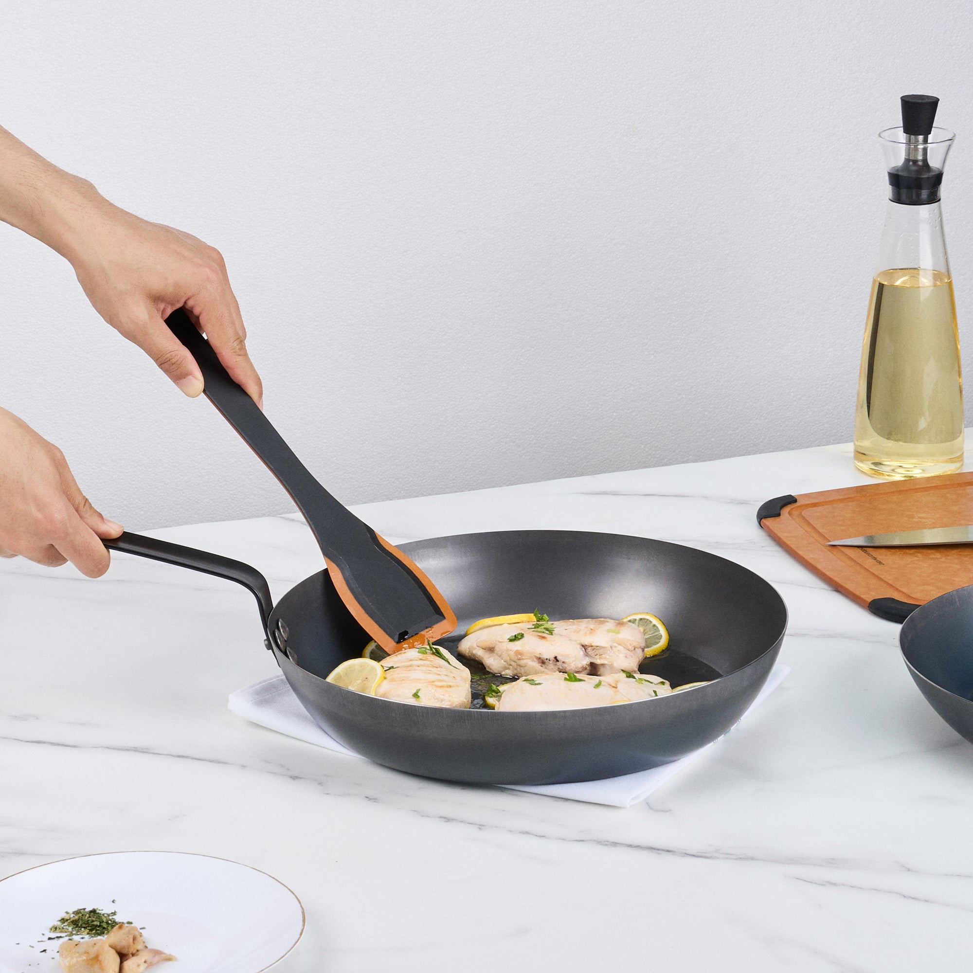 Met Lux Black Carbon Steel 13" Fry Pan - 6 count box