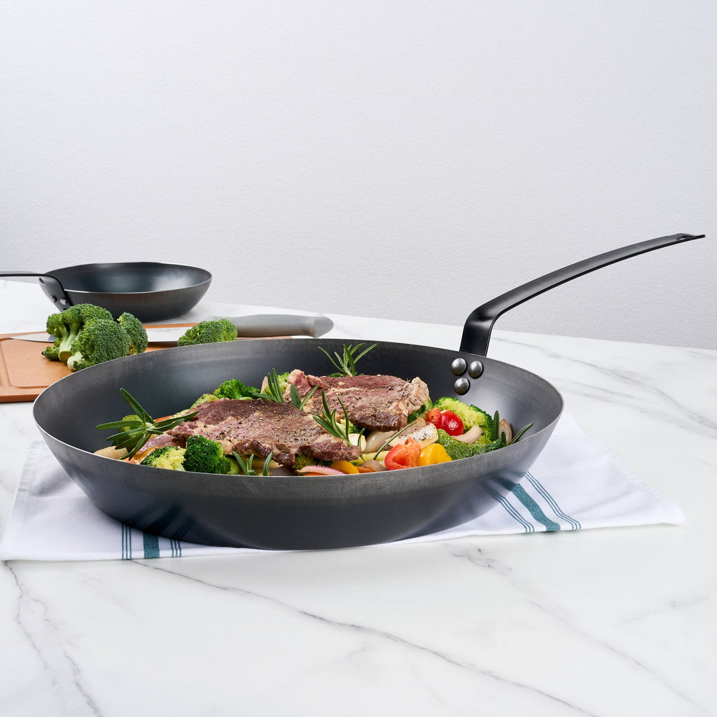 Met Lux Black Carbon Steel 16" Fry Pan - 6 count box