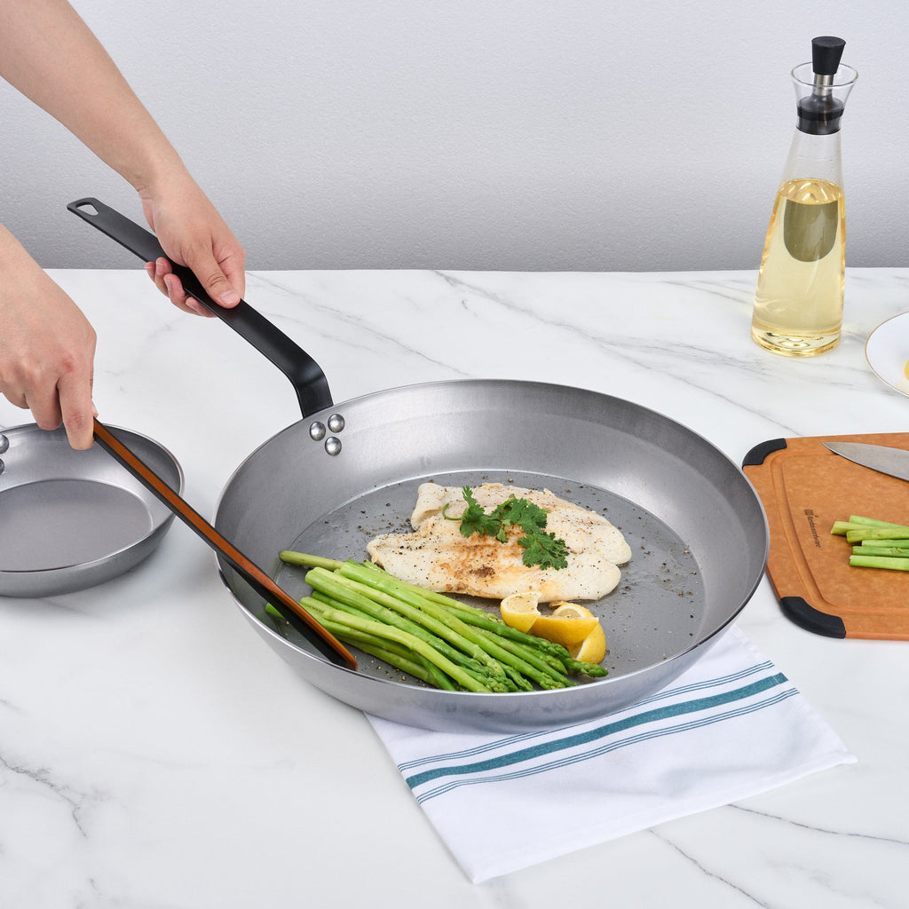 Met Lux Carbon Steel 16" Fry Pan - 6 count box
