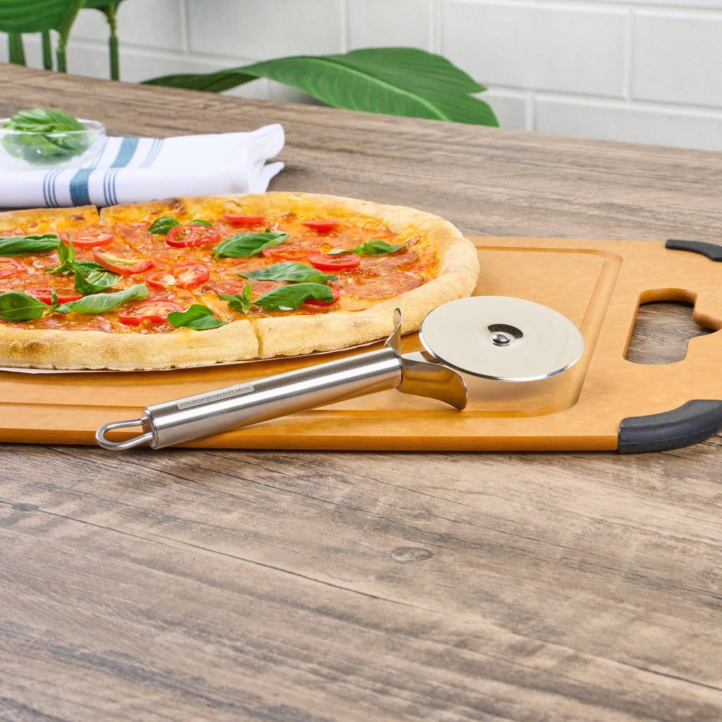 German Standard Stainless Steel Pizza Wheel - with Finger Guard - 7 3/4'' x 2 1/2'' - 24 count box