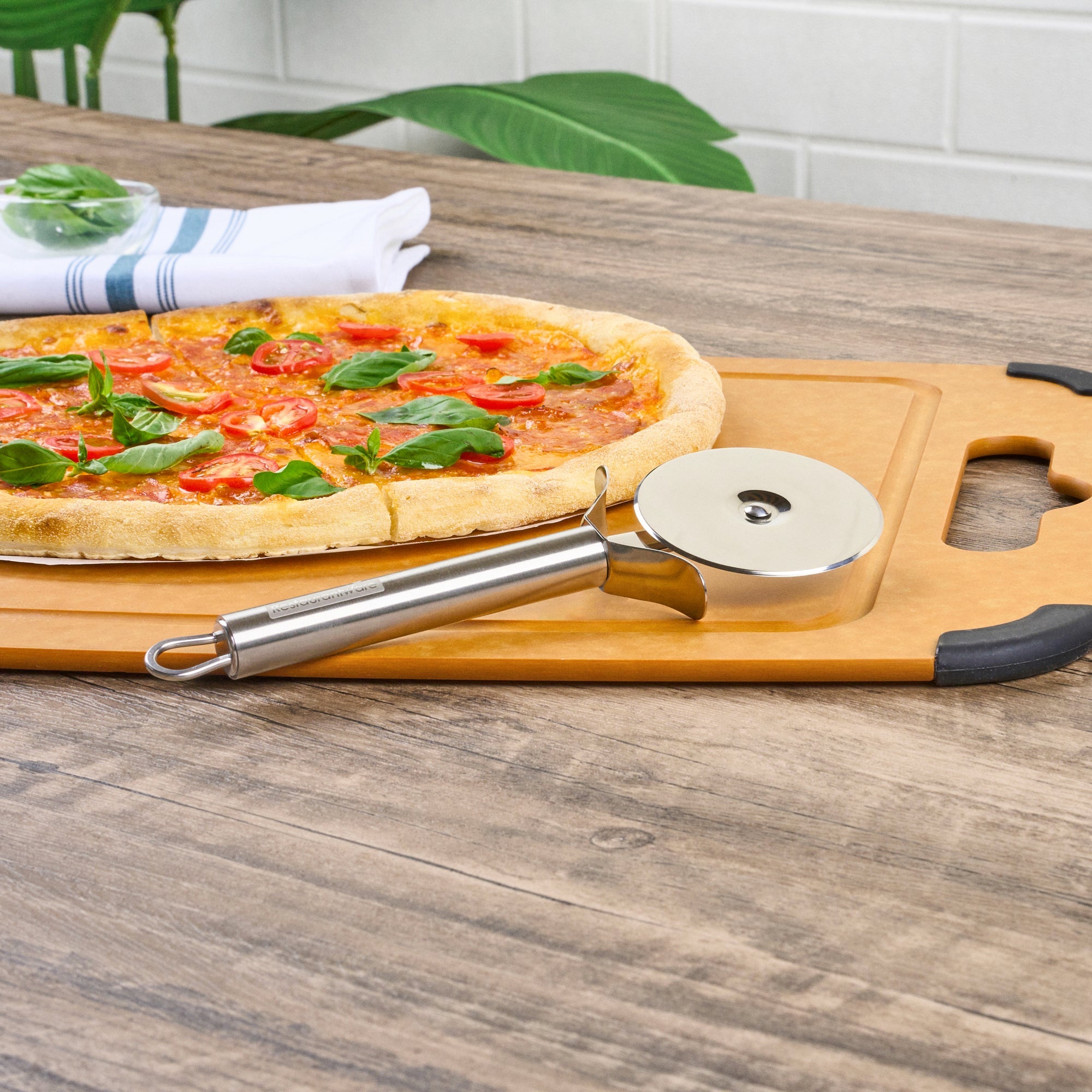 German Standard Stainless Steel Pizza Wheel - with Finger Guard - 7 3/4'' x 2 1/2'' - 24 count box