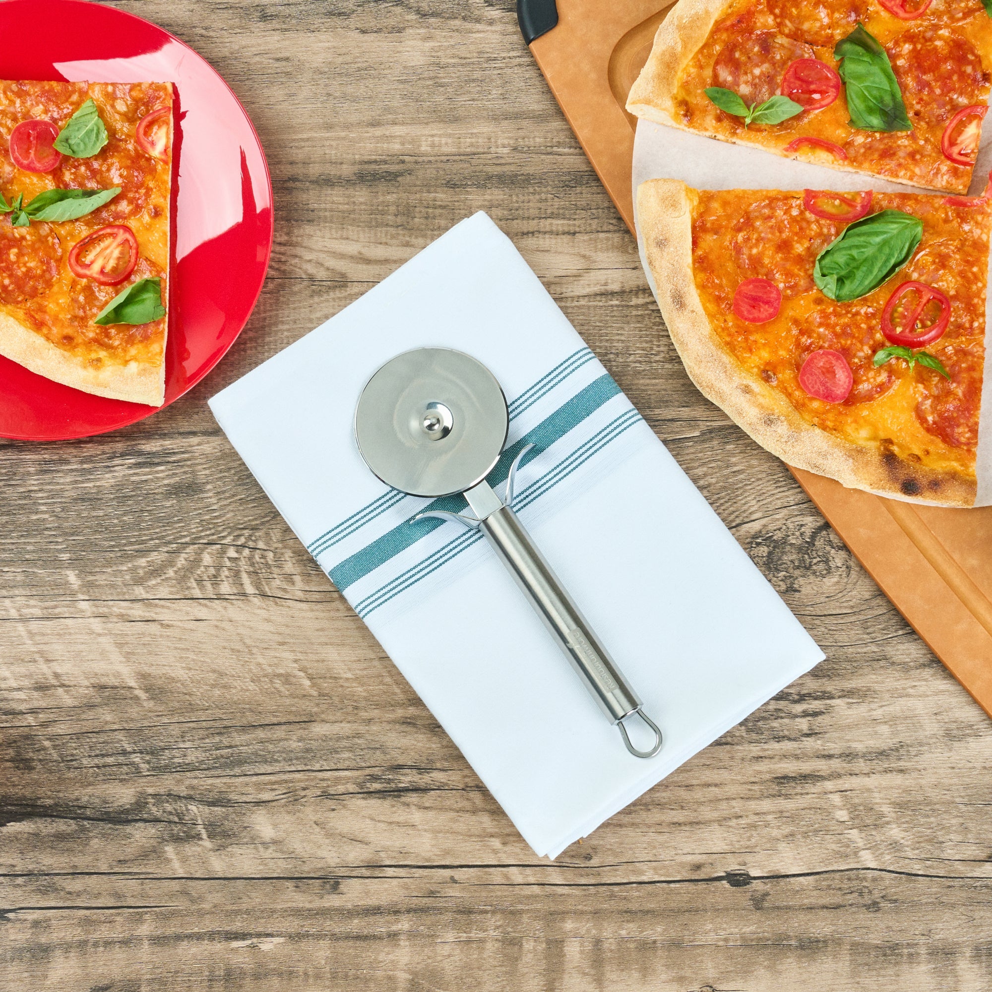 German Standard Stainless Steel Pizza Wheel - with Finger Guard - 7 3/4'' x 2 1/2'' - 6 count box